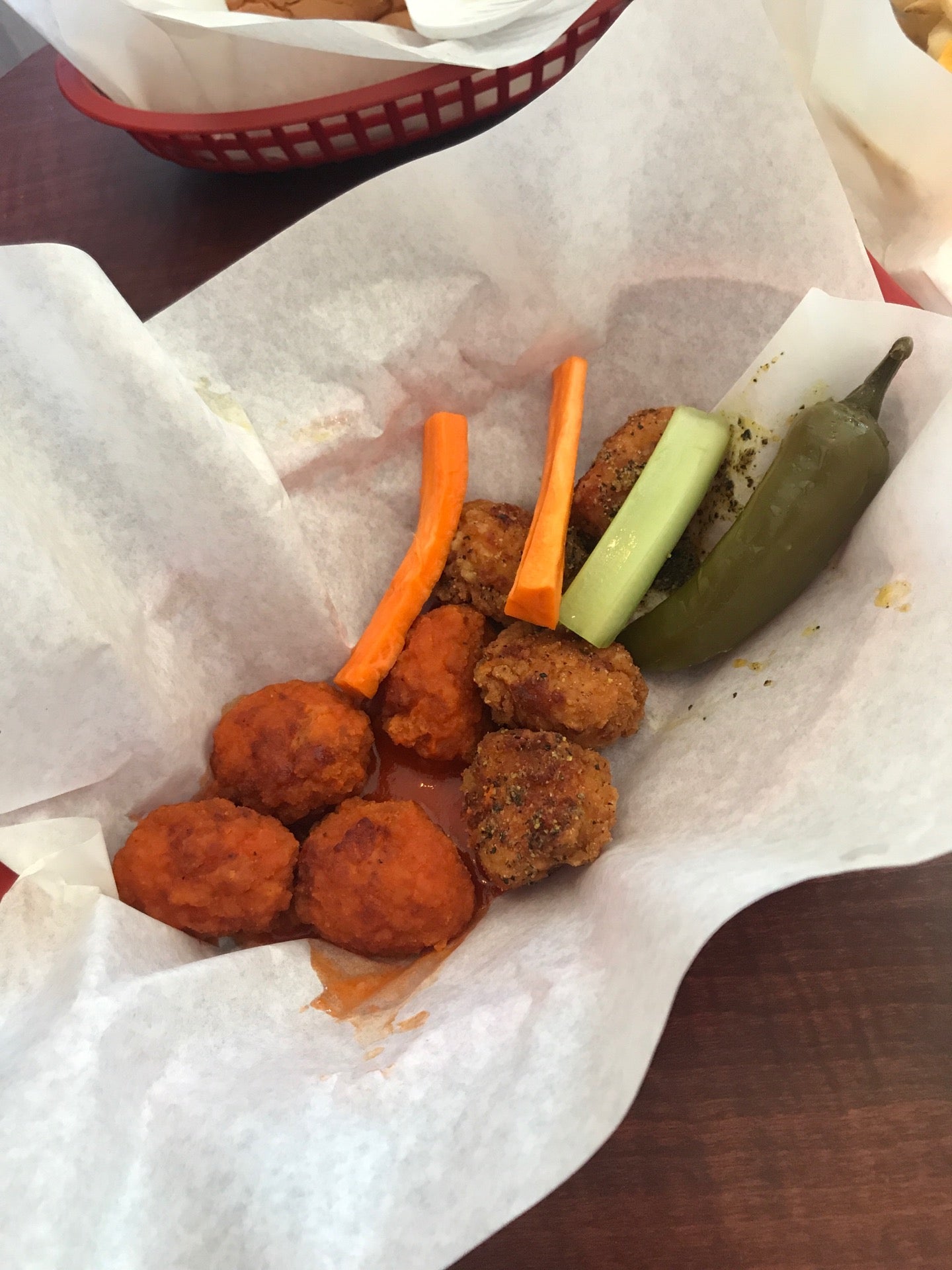 Hot Wings Cafe photo 3