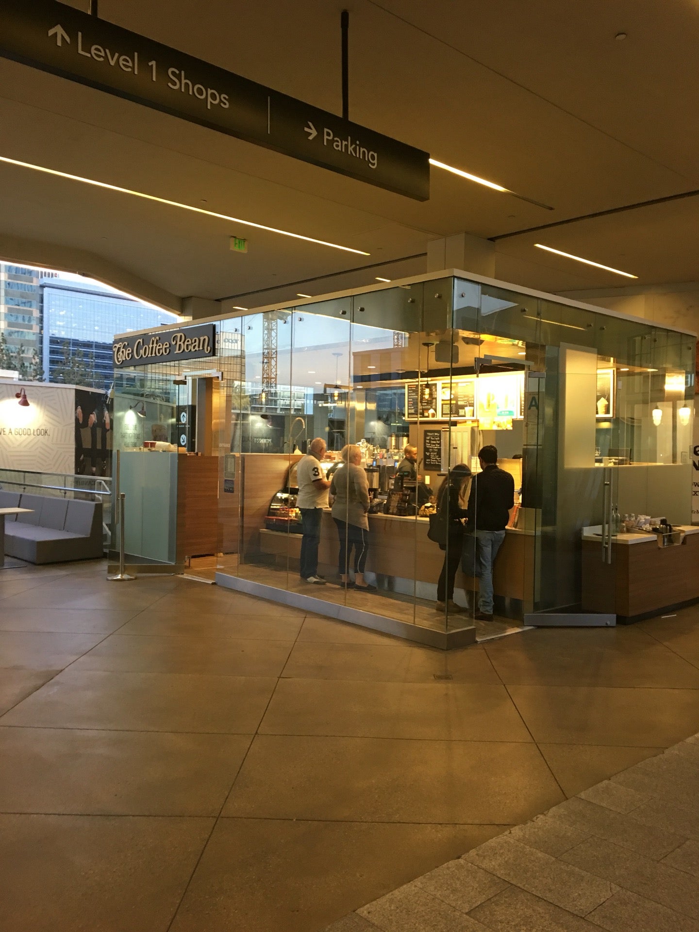 The Coffee Bean & Tea Leaf