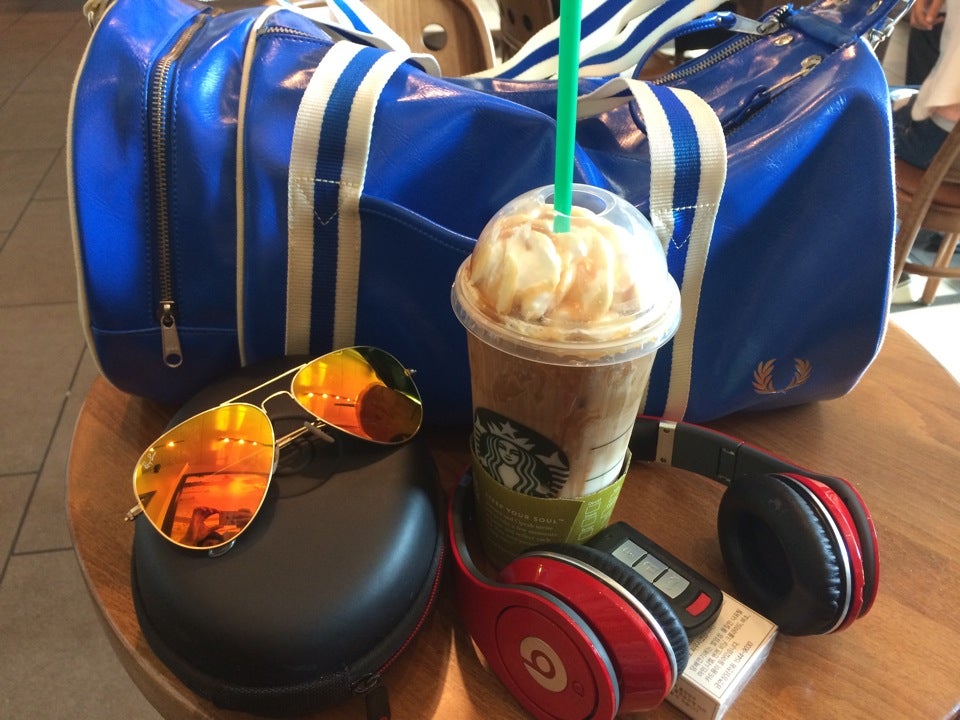 Starbucks Coffee photo 4
