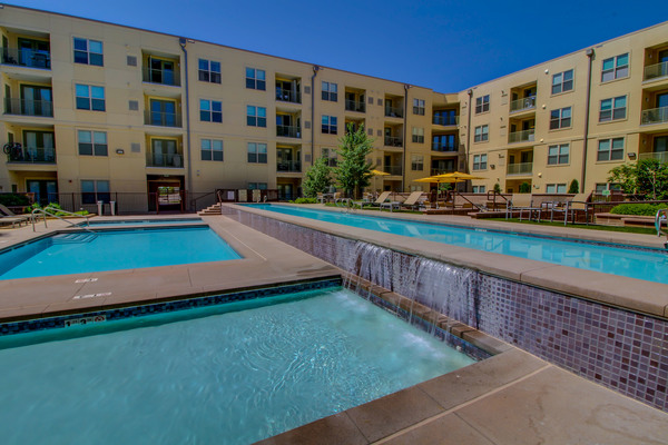 2785 Speer Apartments photo 2