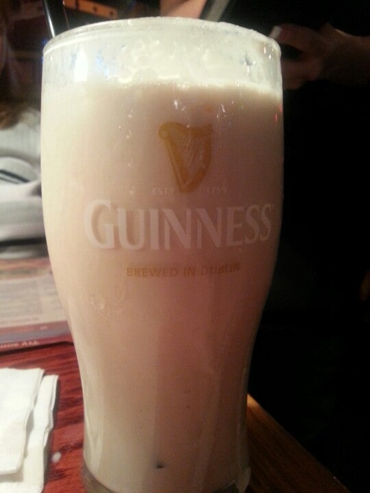 Red Robin Gourmet Burgers photo 2